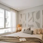 Sabaudia - 2 Bedrooms And Balcony In Alvalade