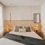Sabaudia - 2 Bedrooms And Balcony In Alvalade